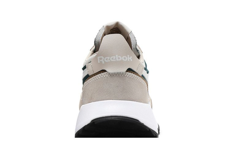 Кроссовки Reebok Classic Leather Legacy 'Stucco Midnight Pine'