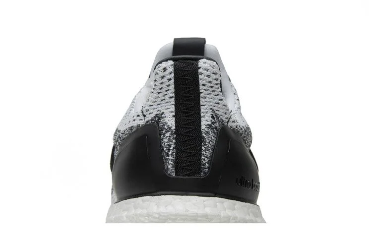 Krossovki-Sneakersnstuff-x-Social-Status-x-adidas-UltraBoost-SE-White-Black-6