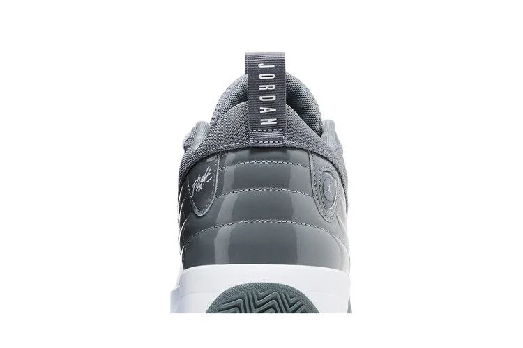 Кроссовки Air Jordan Max Aura 6 'Cool Grey'