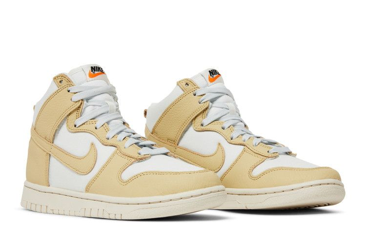 wmns-dunk-high-lx-certified-fresh-team-gold-dx3452-700_07