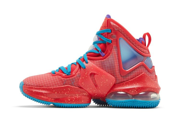 lebron-19-gs-king-s-crown-dd0418-600_02