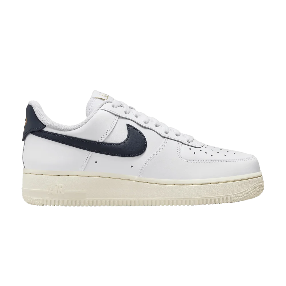 Krossovki-Nike-Wmns-Air-Force-1-07-FlyEase-Olympic