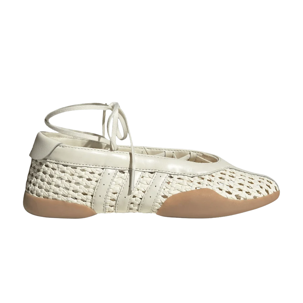 Кроссовки adidas Wmns Taekwondo Mei 'Cream White'