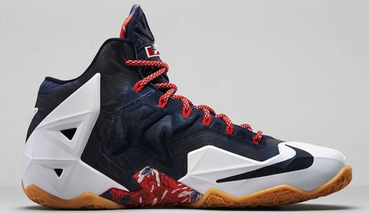 Кроссовки Nike LeBron 11 'Independence Day'