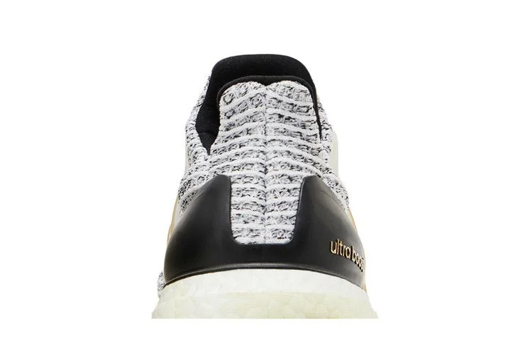 Krossovki-Adidas-UltraBoost-White-Gold-Metallic-Sample-6
