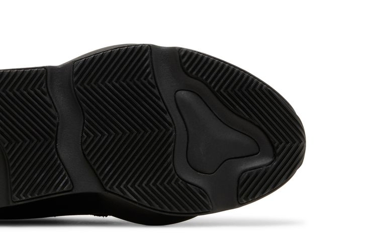 y-3-kaiwa-triple-black-ie7255_04