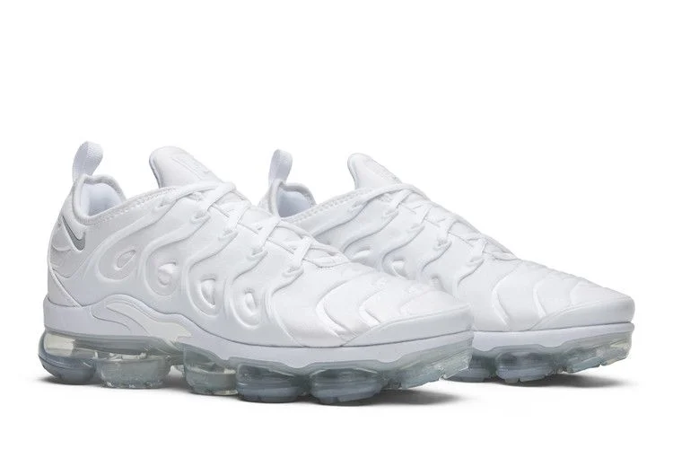 Krossovki-Nike-Air-VaporMax-Plus-White-Platinum-7