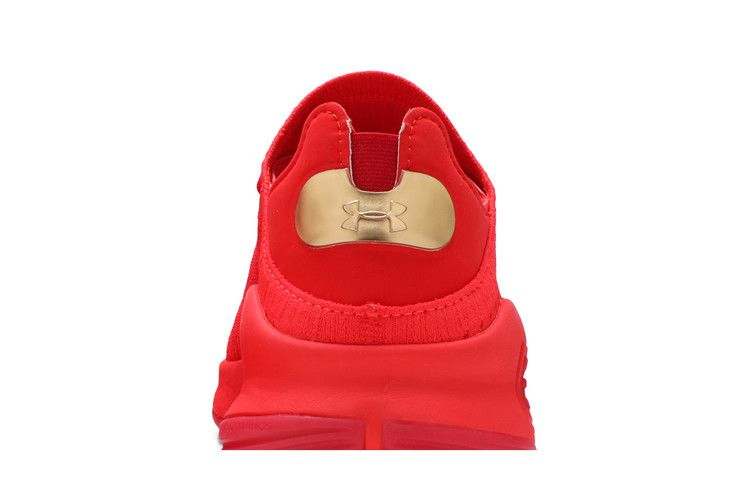 curry-4-low-tb-red-3021707-603_06