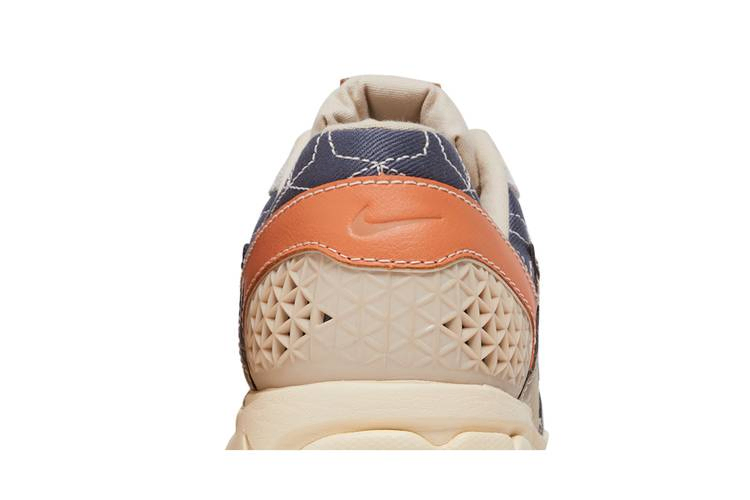 Кроссовки Nike Air Zoom Vomero 5 'Sashiko'