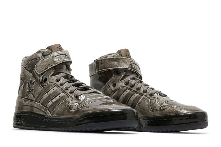 jeremy-scott-x-forum-high-dipped-carbon-g54999_07