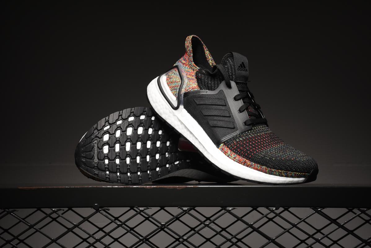 adidas-UltraBoost-19-Dark-Pixel-8