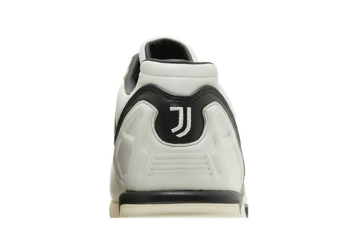 Кроссовки Juventus FC x adidas ZX 6000 'A-ZX Series - Home Kit'