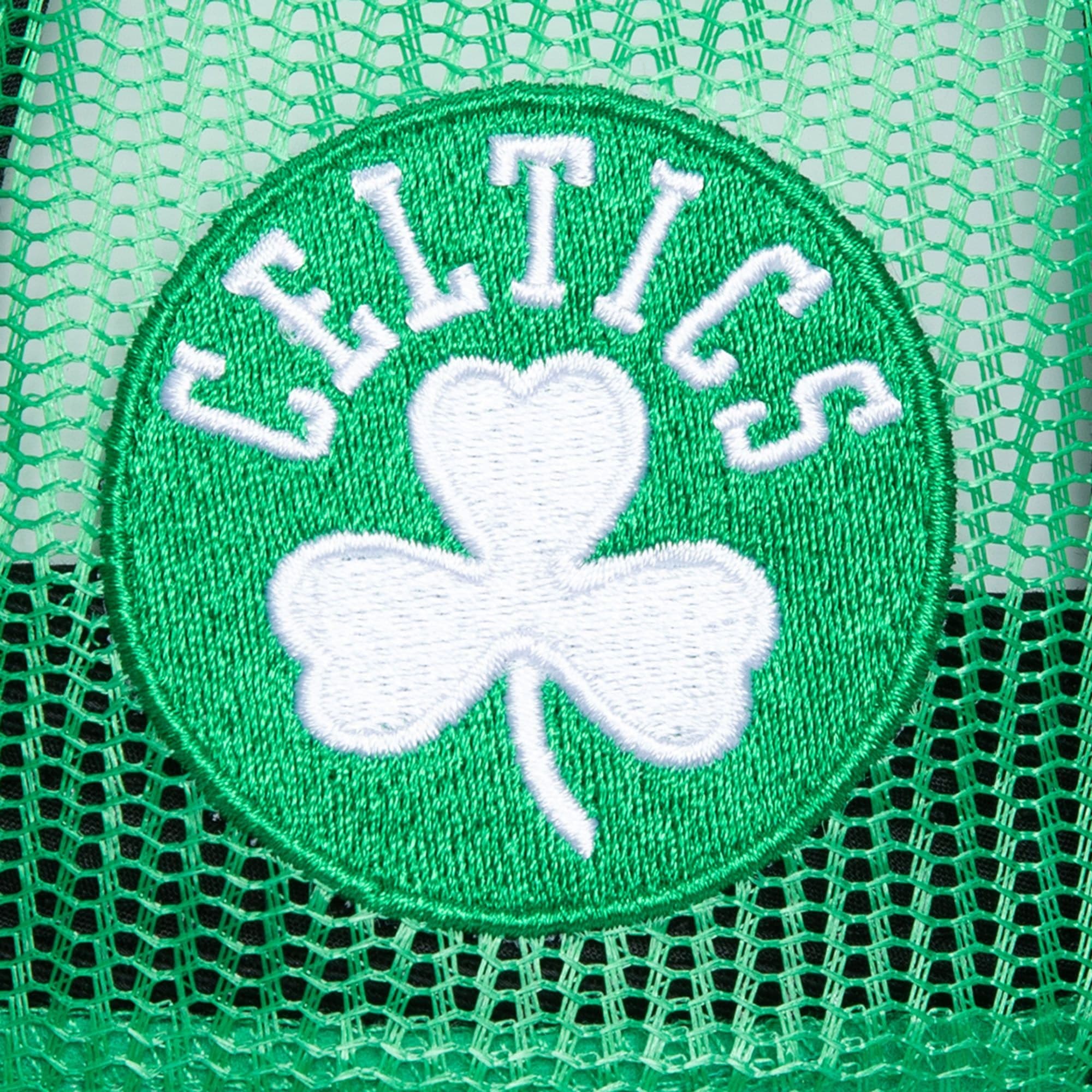 Mitchell-Ness-Team-Royalty-Trucker-Boston-Celtics-Hat-2