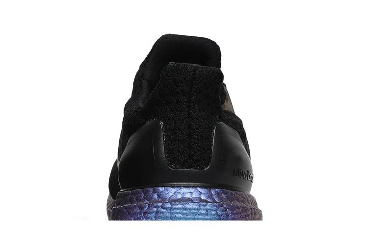 Кроссовки adidas UltraBoost 5.0 DNA 'Black Metallic Blue'
