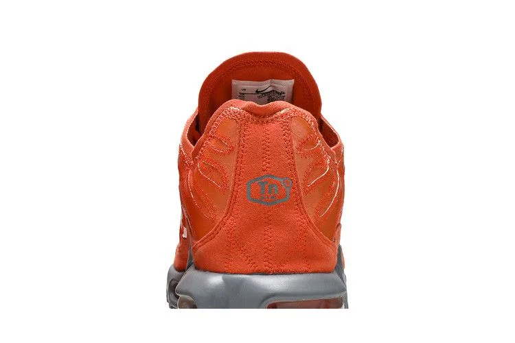 Кроссовки Nike Air Max Plus Deconstructed 'Total Orange'