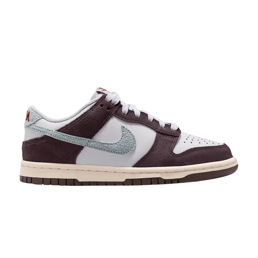 Krossovki-Nike-Dunk-Low-SE-GS-White-Burgundy