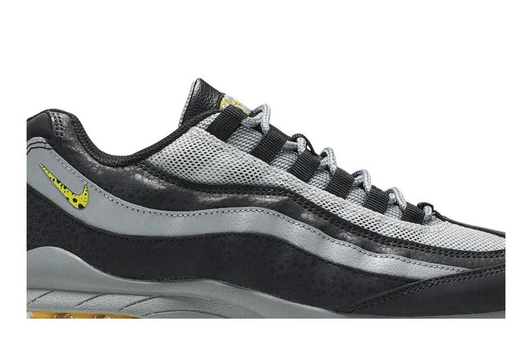 Krossovki-Nike-Air-Max-95-GS-Off-Noir-1