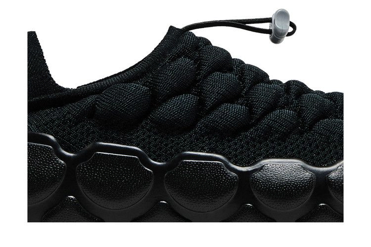 wmns-flyknit-haven-black-metallic-silver-fd2148-005_01