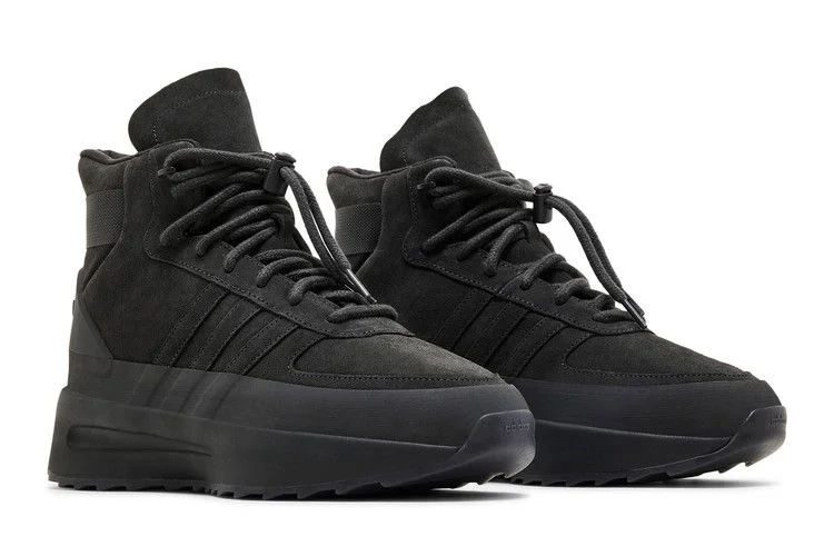 Krossovki-Mens-Fear-of-God-Athletics-x-adidas-Los-Angeles-Hiker-Carbon-7