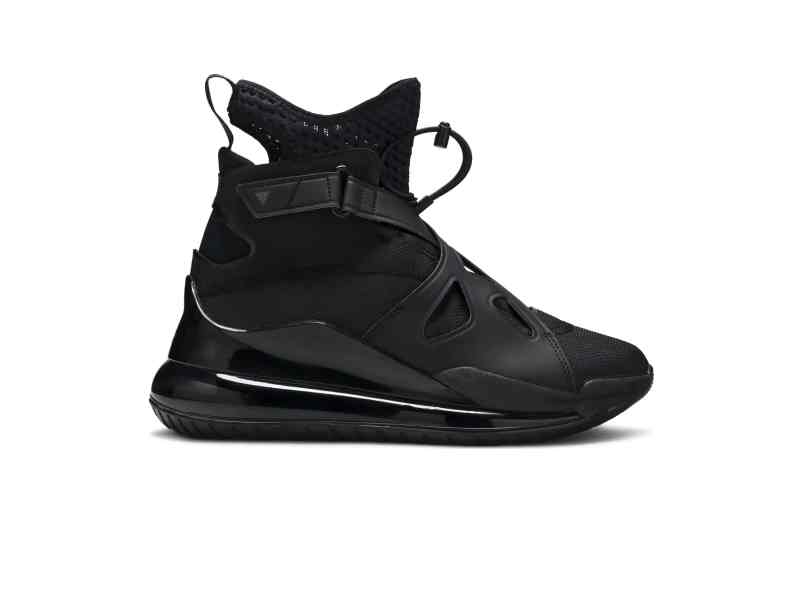 Кроссовки Wmns Jordan Air Latitude 720 Triple Black