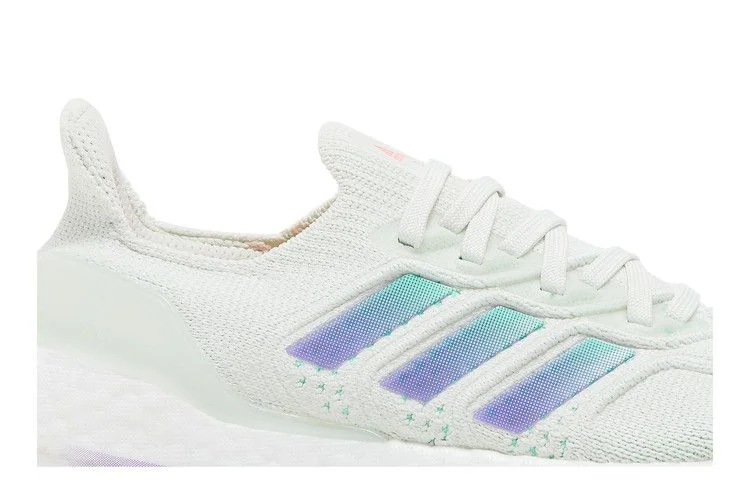 Кроссовки Adidas Wmns UltraBoost 22 Heat.RDY 'White Tint Pulse Mint'