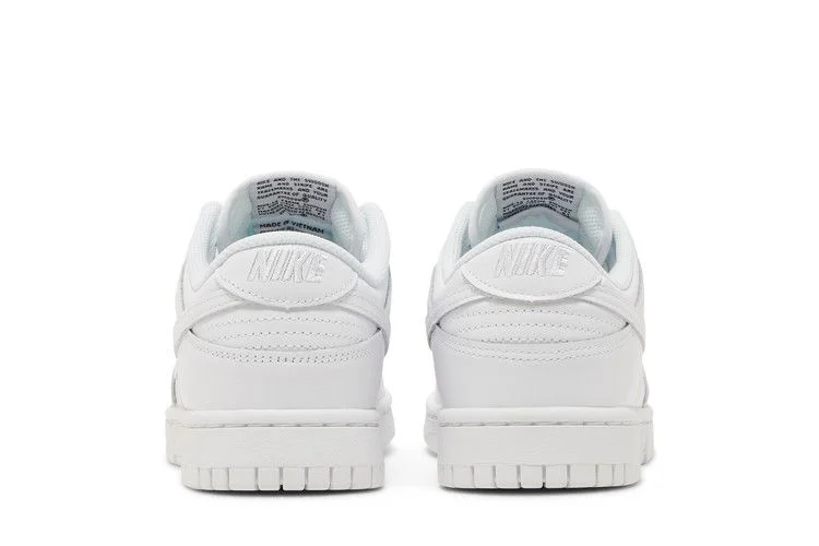 Кроссовки Nike Wmns Dunk Low 'Triple White'