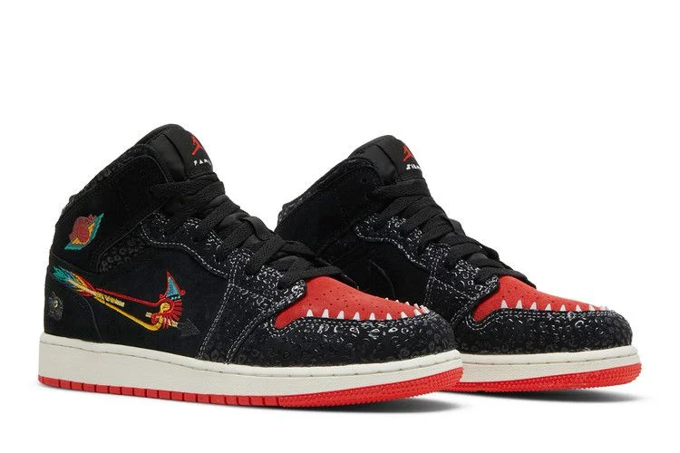 Krossovki-Air-Jordan-1-Mid-SE-GS-SiEMPRE-Familia-7