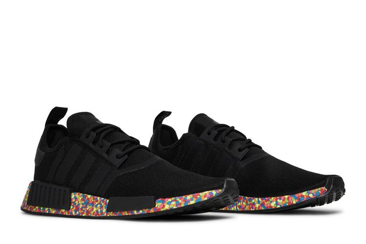 nmd_r1-mosaic-boost-pack-gz4613_07