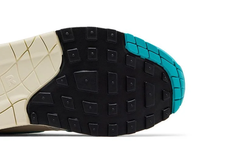 Krossovki-Nike-Wmns-Air-Max-1-Dusty-Cactus-4