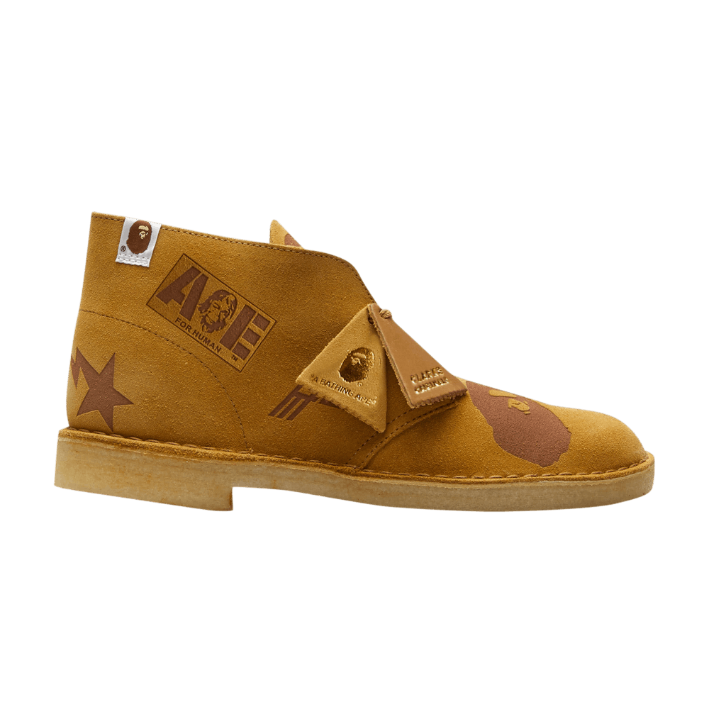 Кроссовки Clarks A Bathing Ape x Desert Boot 'Oak Embossed'