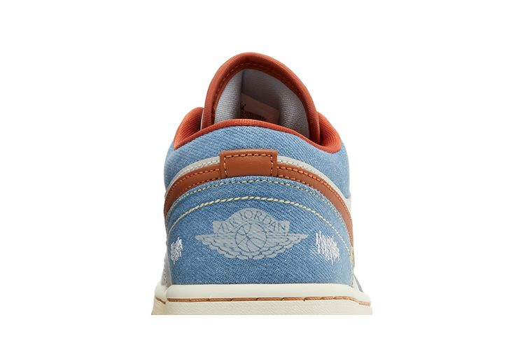 Кроссовки Wmns Air Jordan 1 Low 'Phantom Denim'