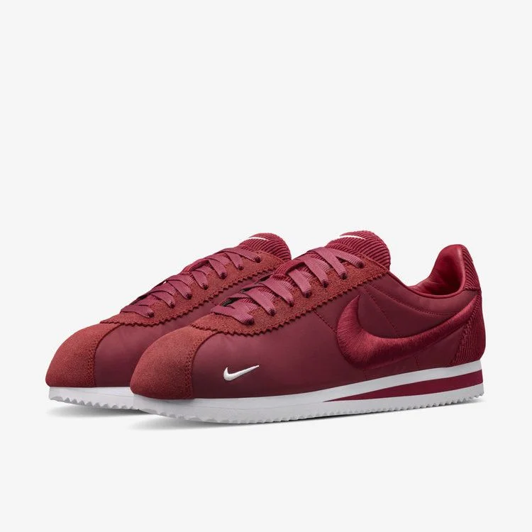 Krossovki-NikeLab-Classic-Cortez-SP-1