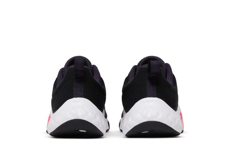 Кроссовки Nike Wmns Renew In-Season TR 11 'Black Hyper Pink'