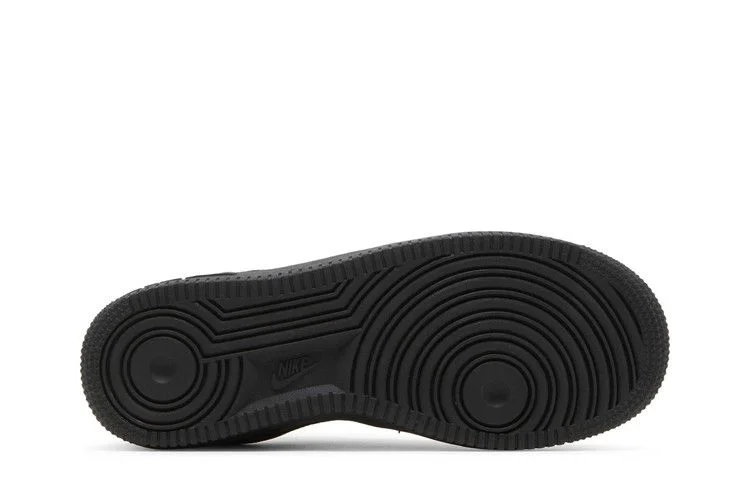 Krossovki-Nike-Air-Force-1-Low-GS-Triple-Black-3