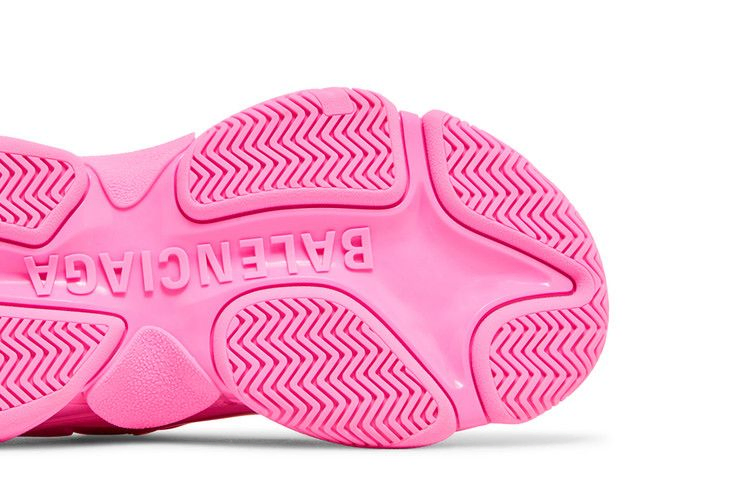 Кроссовки Balenciaga Wmns Triple S Sneaker 'Pink Patent'