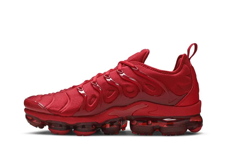 Krossovki-Nike-Air-VaporMax-Plus-Triple-Red-2
