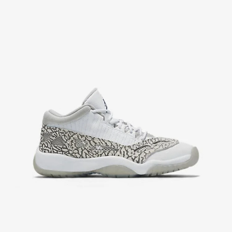 Krossovki-Air-Jordan-11-Retro-Low-IE-BG-Cobalt-2015-1