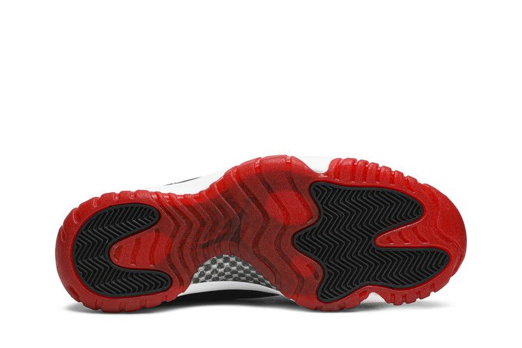 air-jordan-11-retro-bred-2001-136046-061_03