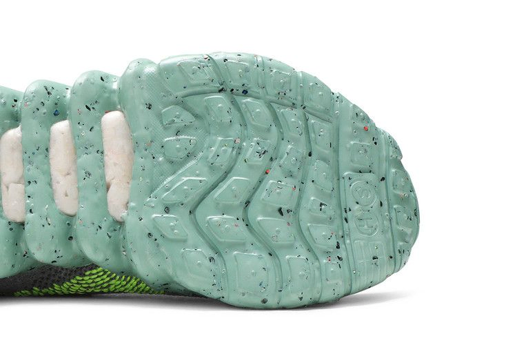 Кроссовки Nike Space Hippie 01 'Healing Jade'