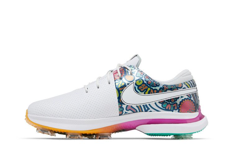Кроссовки Nike Air Zoom Victory Tour 3 NRG Wide 'Live to Play, Play to Live'