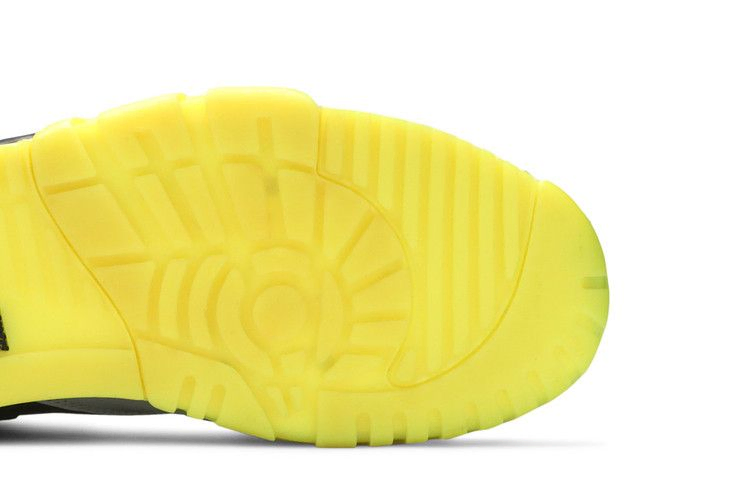 air-trainer-1-premium-112-pack-329424-071_04