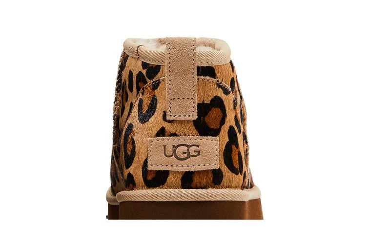 UGG-Wmns-Classic-Ultra-Mini-Boot-Spotty-6
