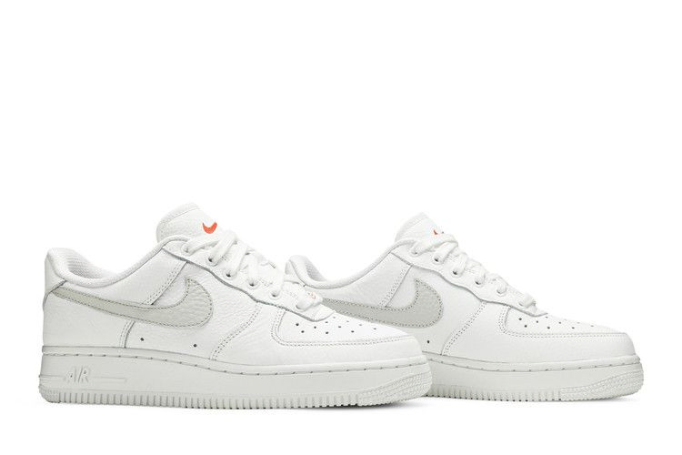 wmns-air-force-1-07-light-bone-dc1162-100_07