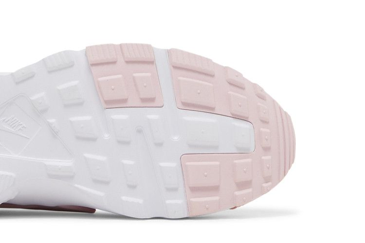 Кроссовки Nike Huarache Run GS 'Pink Foam'
