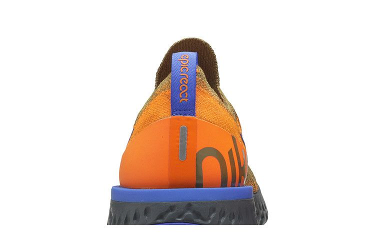 epic-react-flyknit-mowabb-av8068-200_06