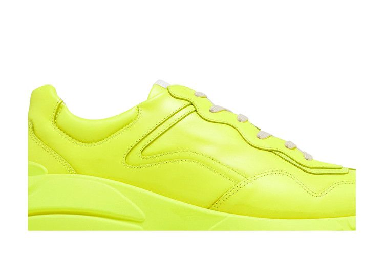 gucci-rhyton-fluorescent-yellow-549093-0zr00-7205_01