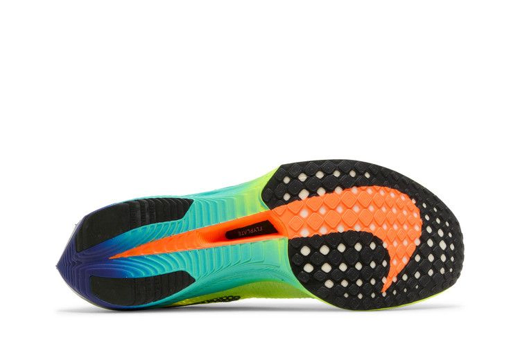 Кроссовки Nike ZoomX VaporFly Next% 3 'Fast Pack'