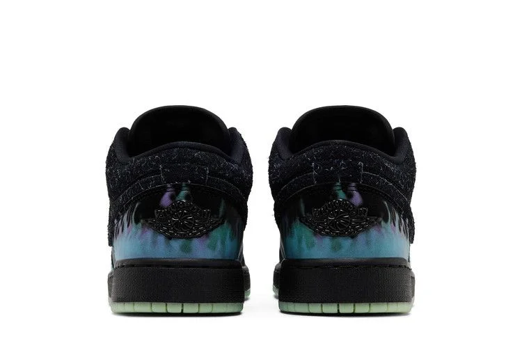 Кроссовки Air Jordan 1 Low GS 'Fortune Fly'