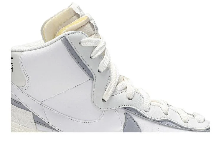 Кроссовки sacai x Nike Blazer Mid 'White Grey'