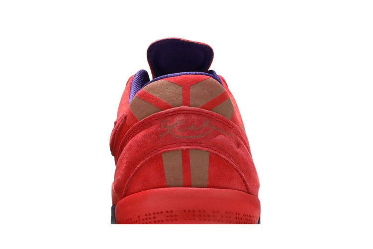 Кроссовки Nike Zoom Kobe 8 EXT 'Year of the Snake - Red'